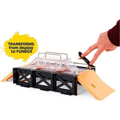 Tech Deck,  Play and Display Skateshop