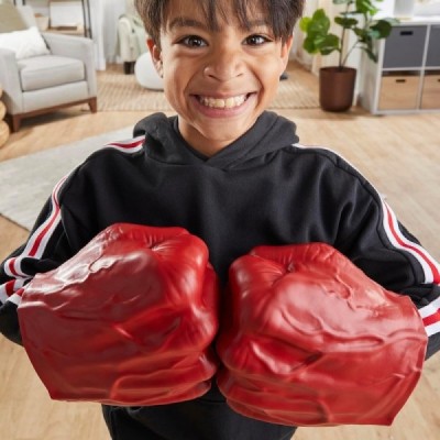 Súper Puños Gamma de Hulk Rojo, Captain America: