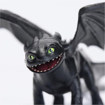 Dragón Toothless Básico 23 cm.