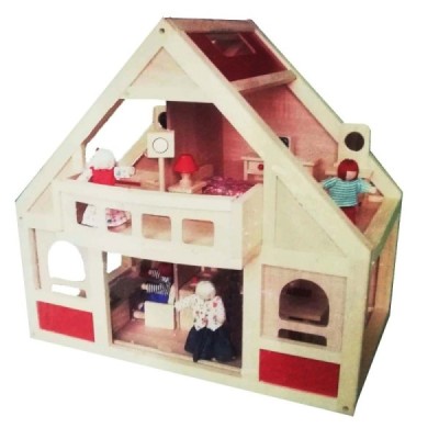 CASA MADERA CON 4 MUÑECAS