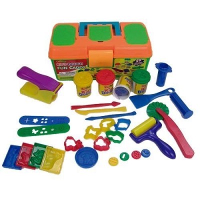 MALETÍN CON PLASTILINA Y ACCESORIOS