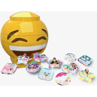 CREA TUS PEGATINAS 3D