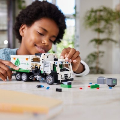 Lego 42167, Technic Camión de Residuos Mack® LR El