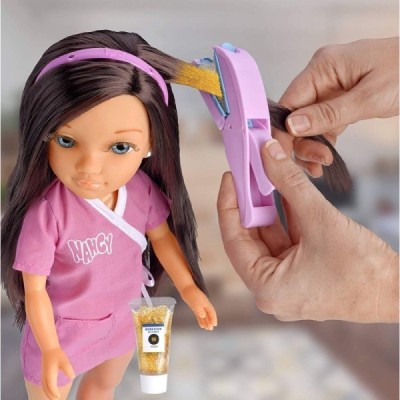 Nancy y mi maletín de peinados