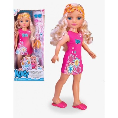 Nancy, ¿Qué Hay en mi Bolso?