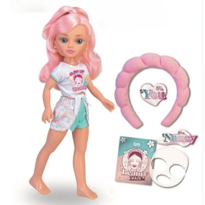 Nancy Glow Up Beauty Pack