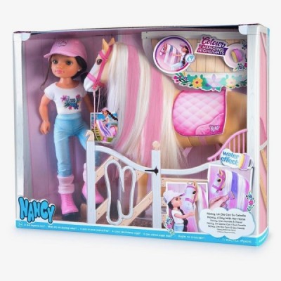 Nancy, un día con su caballo